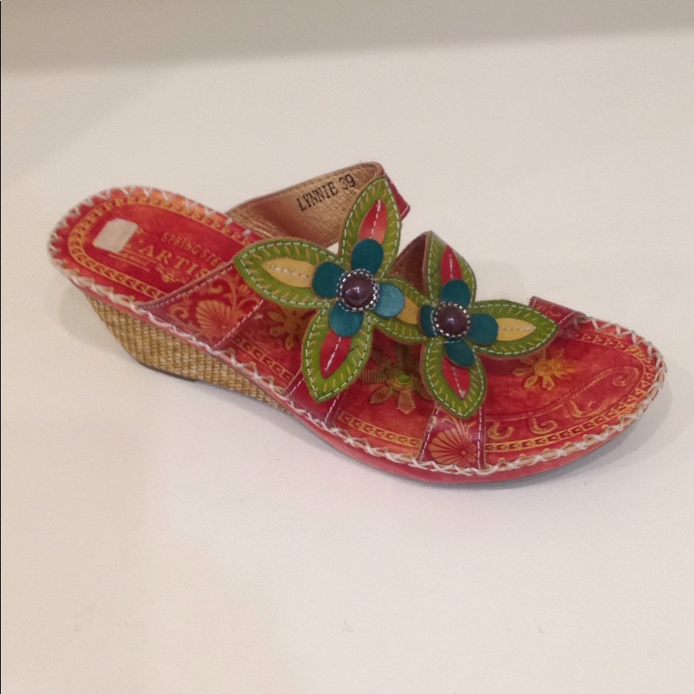 L Artiste Red Tooled Leather Flowered Slide Sandal